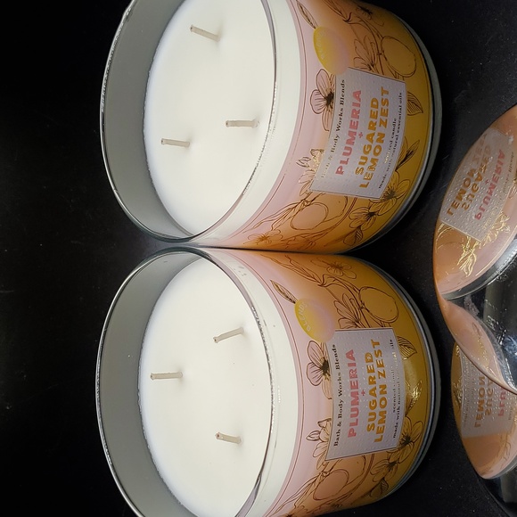 2pc Plumeria & Sugared Lemon Zest 3-Wick Candles -- New!! - Picture 2 of 3